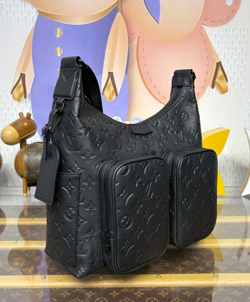 Louis Vuitton Hobo Cargo M14778 Black